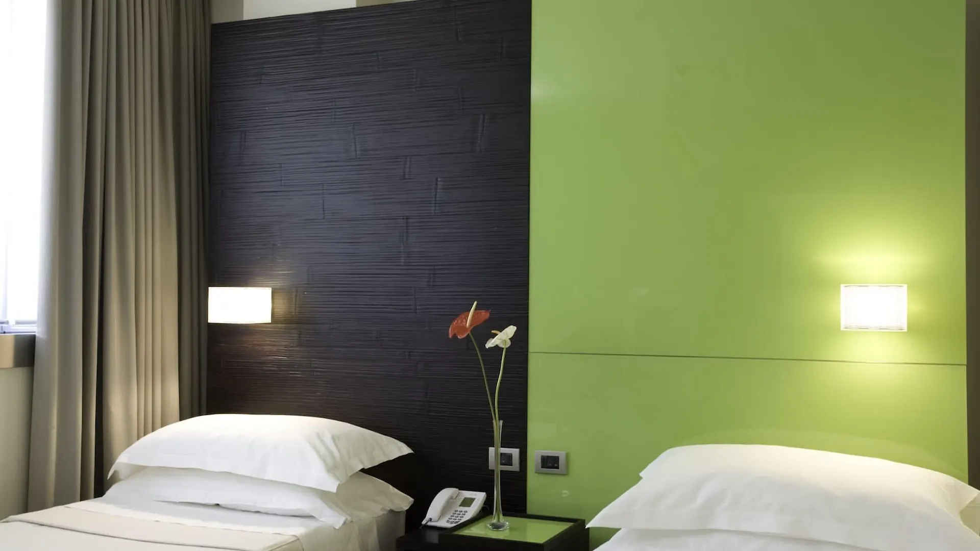 ****  Una Hotels T Hotel Cagliari Italy