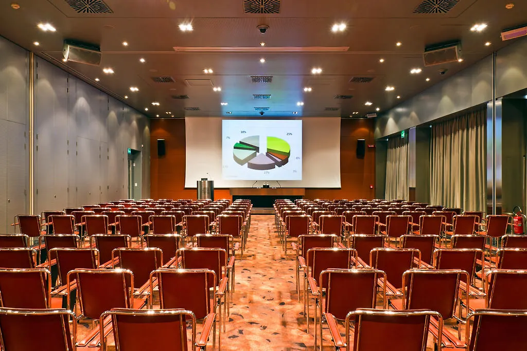 Una Hotels T Hotel Cagliari 4*,
