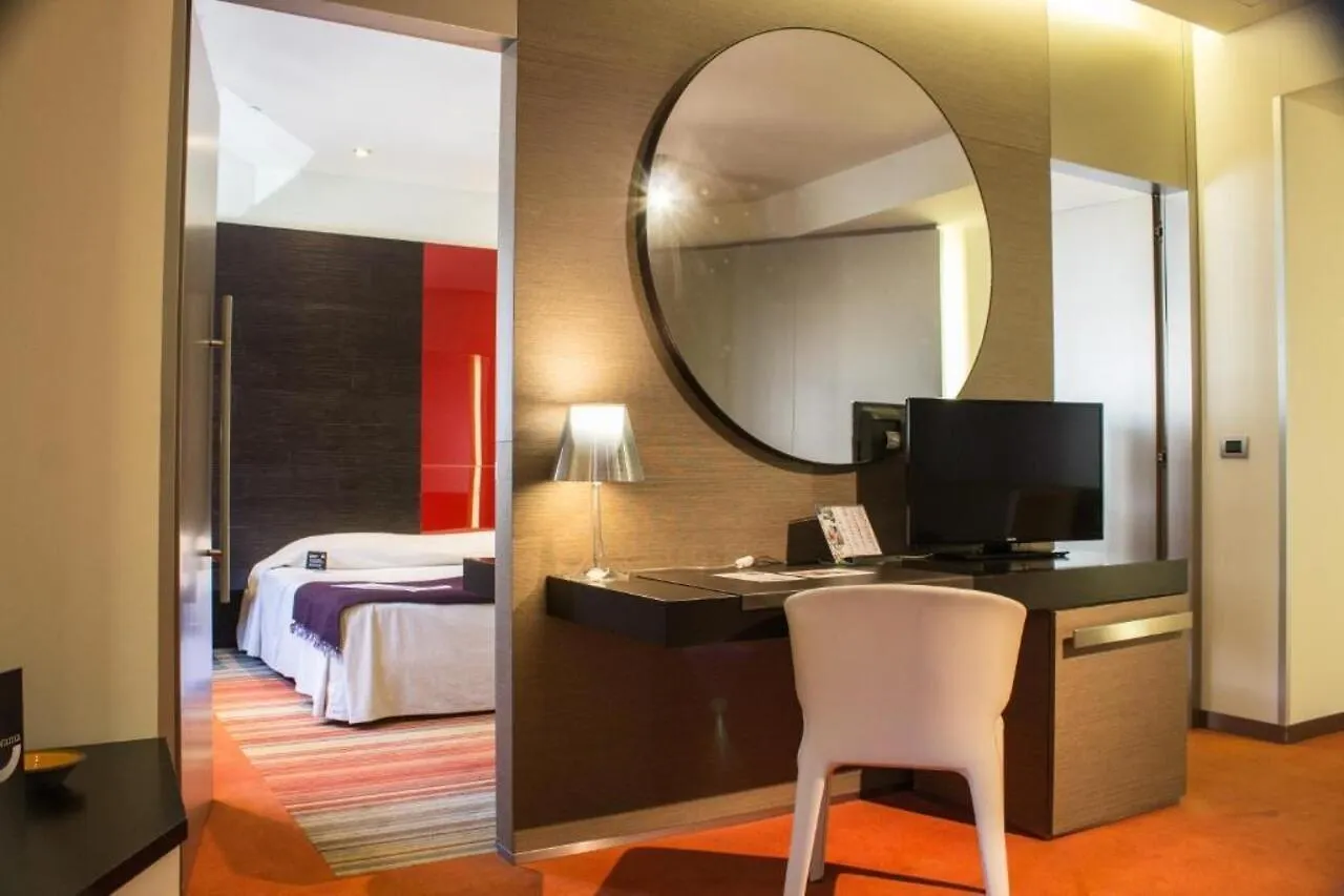 ****  Una Hotels T Hotel Cagliari Italy